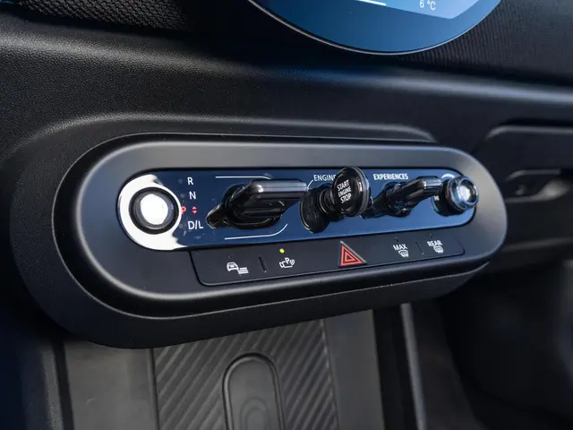 MINI Cabrio C 2025 Benzine 26