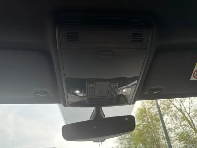 Volkswagen Polo 1.0 TSI Highline 2018 Benzine 26