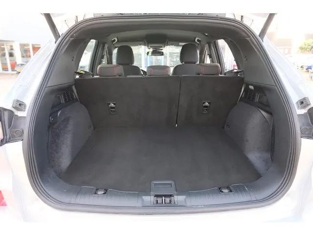 Ford Kuga 2.5 PHEV ST-Line 2020 Hybride Benzine 13