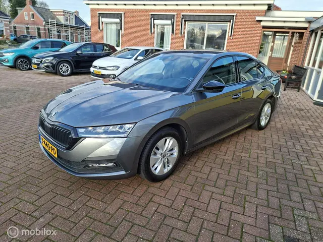 Škoda Octavia 1.0 e-TSI Ambition 2024 Benzine 7