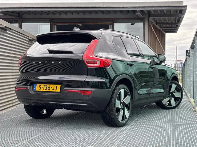 Volvo XC40 Recharge Ultimate 70 kWh 2023 Elektrisch 3