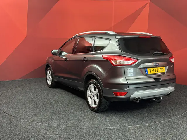 Ford Kuga 1.5 Titanium 2015 Benzine 6