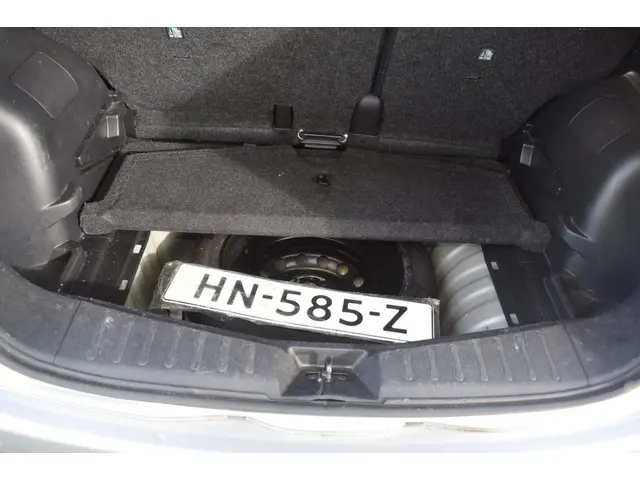 Nissan Note 1.2 DIG-S Tekna 2015 Benzine 19