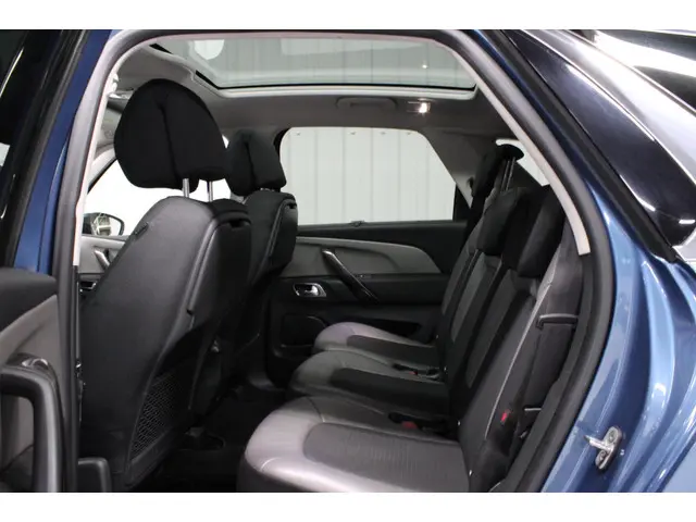Citroën C4 Picasso 1.2 PureTech Exclusive 2016 Benzine 15