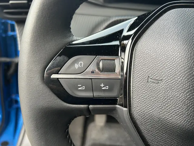 Peugeot 2008 1.2 Turbo 100PK Allure 2024 Benzine 15