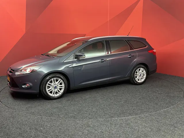 Ford Focus Wagon 1.0 EcoBoost Edition Plus 2013 Benzine 20