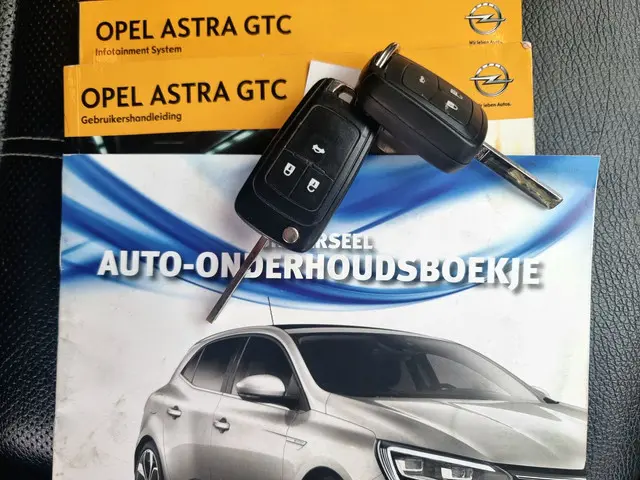 Opel Astra GTC 1.4 Turbo Sport 2012 Benzine 28