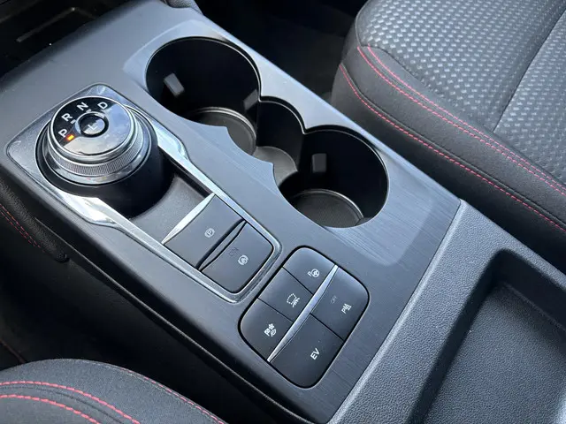 Ford Kuga 2.5 PHEV ST-Line 2021 Hybride Benzine 25