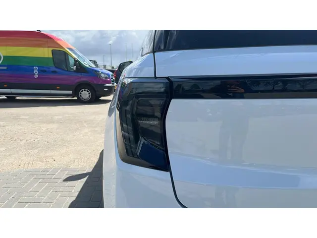 Ford Explorer Extended Range RWD 77 kWh 2025 Elektrisch 6