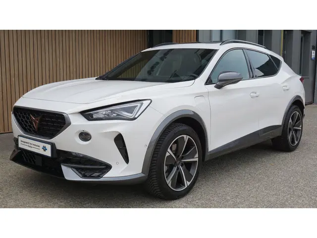 CUPRA Formentor 1.4 e-Hybrid 204pk 2021 Hybride Benzine 4
