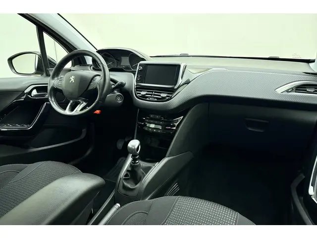 Peugeot 208 1.2T Blue Lease Allure 2019 Benzine 3