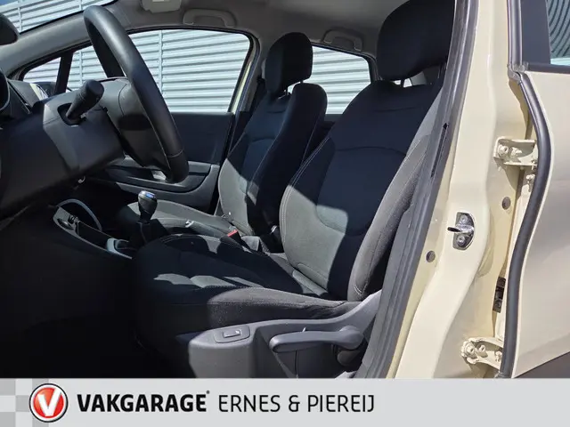 Renault Captur 0.9 TCe Zen 2017 Benzine 13