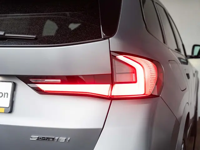 BMW X1 sDrive18i 2022 Benzine 31