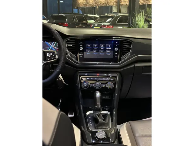 Volkswagen T-Roc 2.0 TSI 4Motion|PANO|BOMVOL 2018 Benzine 13
