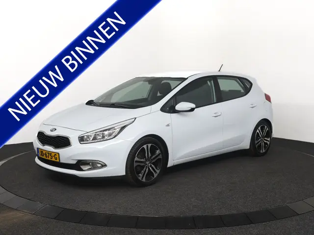 Kia cee'd 1.6 GDI ComfortLine 2016 Benzine