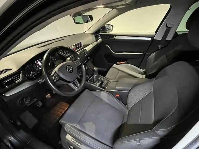 Škoda Superb 1.4 TSI ACT Ambition Business 2017 Benzine 26