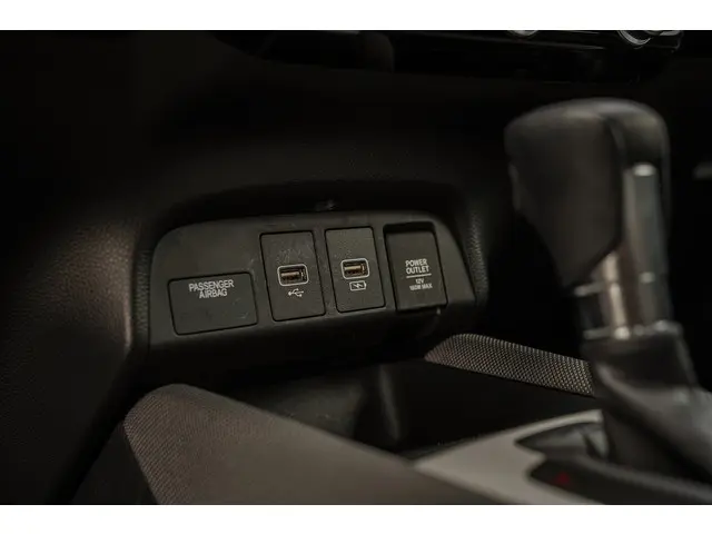 Honda Jazz 1.5i e:HEV CROSSTAR 2023 Hybride Benzine 21