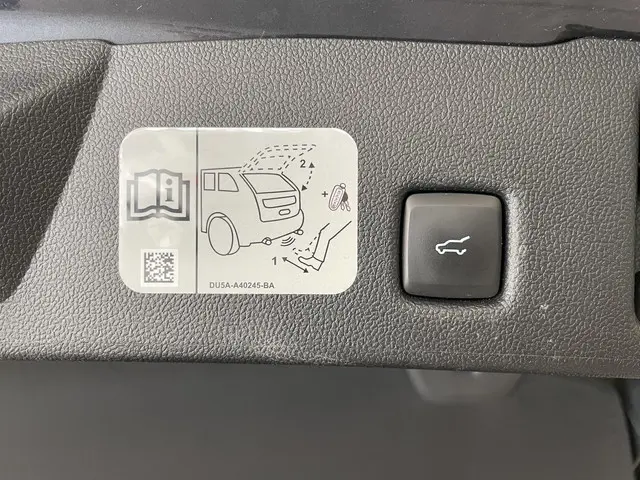 Ford Kuga 2.5 PHEV Vignale 2020 Hybride Benzine 36