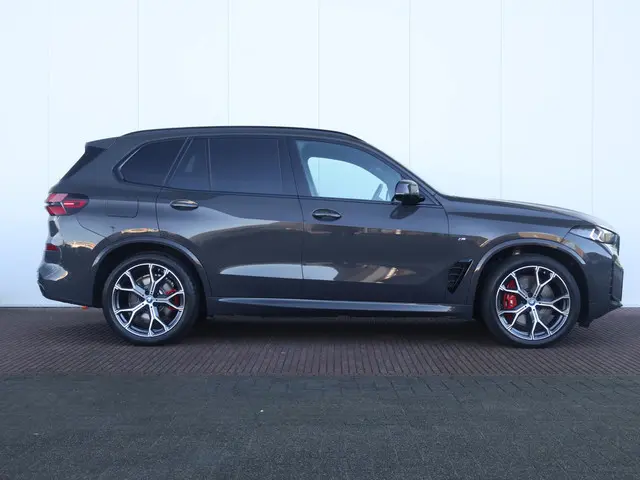 BMW X5 xDrive50e 2025 Hybride Benzine 9