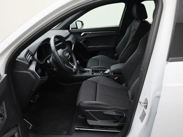 Audi Q3 40 TFSI 190pk quattro S Line 2022 Benzine 14