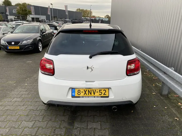Citroën DS3 1.2 VTi So Chic 2014 Benzine 8