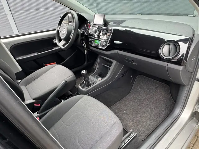 Volkswagen up! 1.0 move up! 5 Deurs / Navi / Nap 2014 Benzine 14