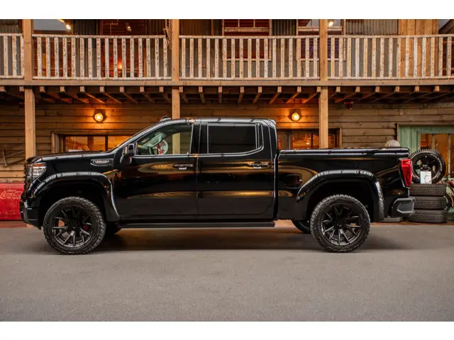 GMC Sierra Denali 6.2L V8 2024 LPG/Gas 5