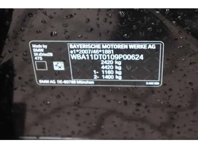 BMW X4 xDrive20i Business Edition Plus 2022 Benzine 18