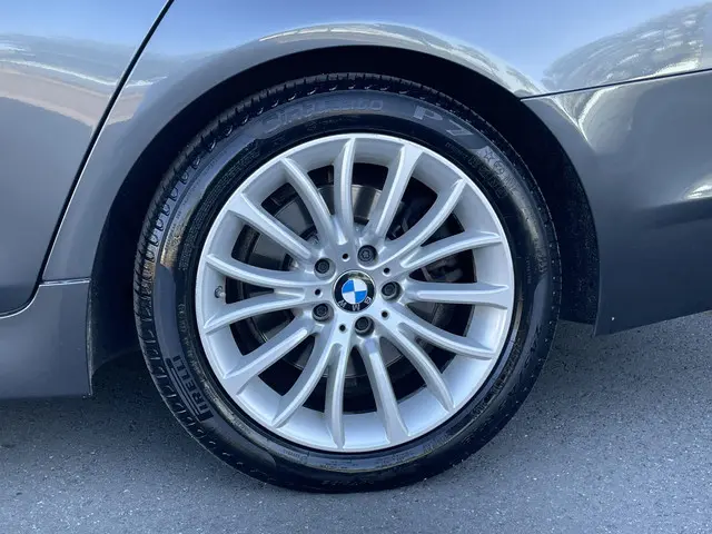 BMW 5 Serie Touring 520i Luxury Edition 2016 Benzine 21