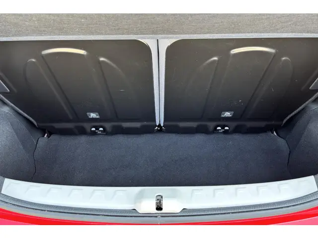 Toyota Aygo 1.0 VVT-i x-play 2020 Benzine 29