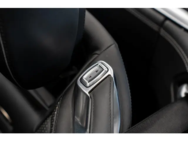 Mercedes-Benz SL AMG 63 2017 Benzine 31