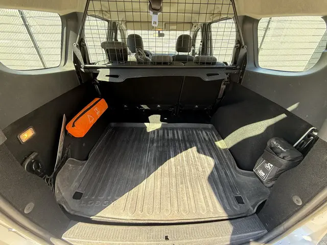Dacia Lodgy 1.2 TCe Ambiance 5p.Trekhaak! 2013 Benzine 16