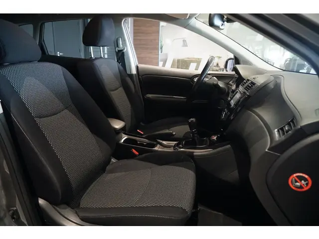 Nissan Pulsar 1.2 DIG-T N-Connecta 2016 Benzine 8