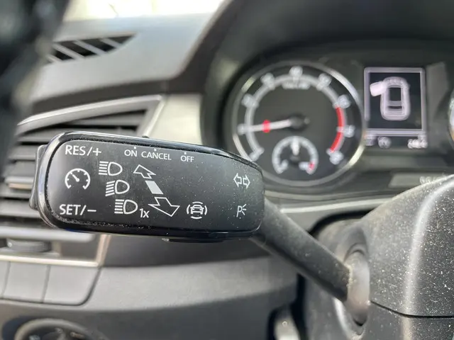 Škoda Fabia Combi 1.0 TSI Business Edition 2021 Benzine 10