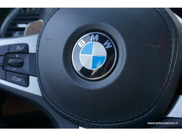 BMW X3 xDrive20i High Executive 2019 Benzine 18