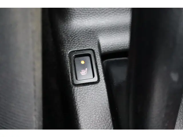 Suzuki Swift 1.2 Comfort EASSS 2015 Benzine 24