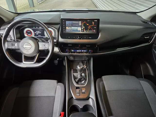 Nissan QASHQAI 1.3 MHEV N-Connecta 2023 Benzine 4