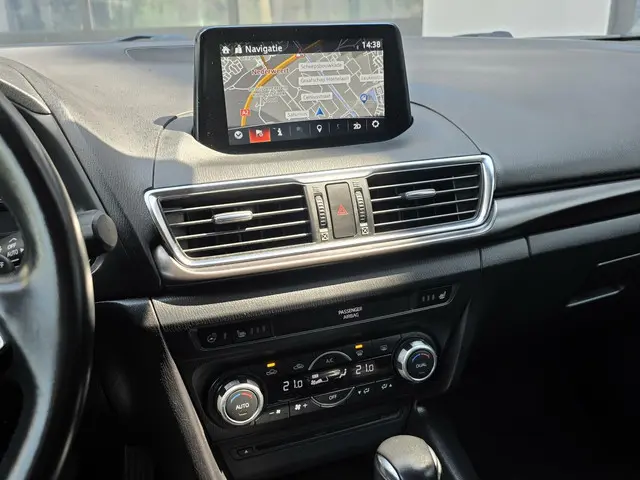 Mazda 3 2.0 SkyActiv-G 120 SkyLease GT 2018 Benzine 33