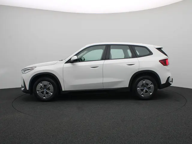 BMW iX1 eDrive20 67 kWh 2025 Elektrisch 4