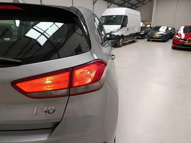 Hyundai i30 1.0 T-GDi MHEV Comfort Smart 2021 Benzine 19