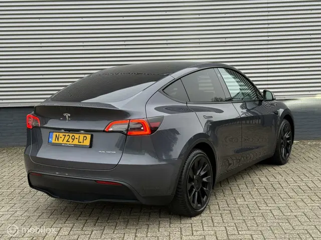 Tesla Model Y Long Range AWD 75 kWh 2021 Elektrisch 6