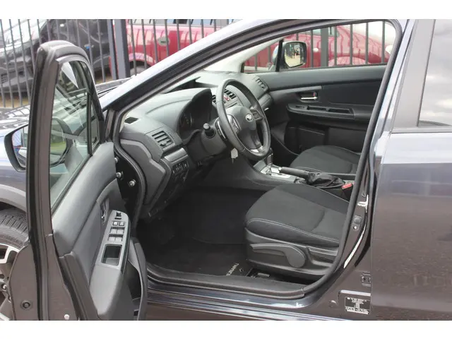 Subaru XV 2.0i Automaat Luxury AWD 2014 Benzine 3