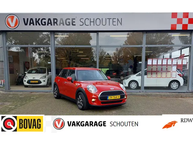 MINI One Mini 1.2 Salt Business 2016 Benzine