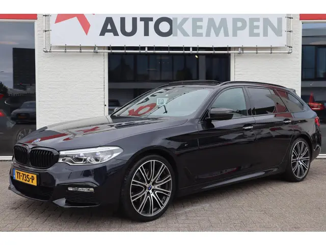 BMW 5 Serie Touring 530i High Executive 2018 Benzine