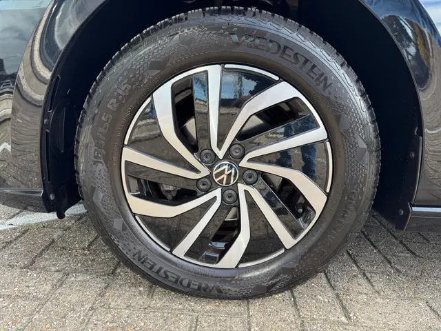 Volkswagen Polo 1.0 TSI Life 2023 Benzine 9