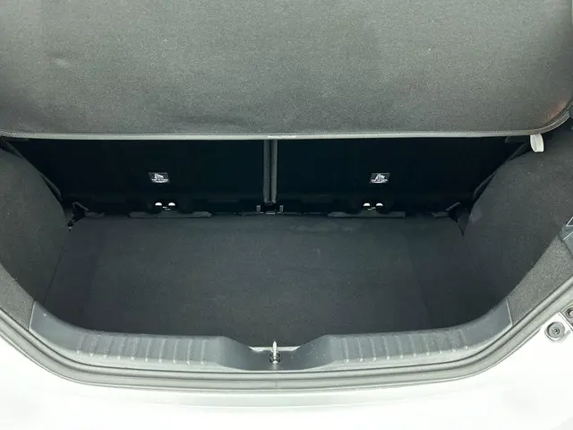 Toyota Aygo X 1.0 VVT-i MT Play 2023 Benzine 11