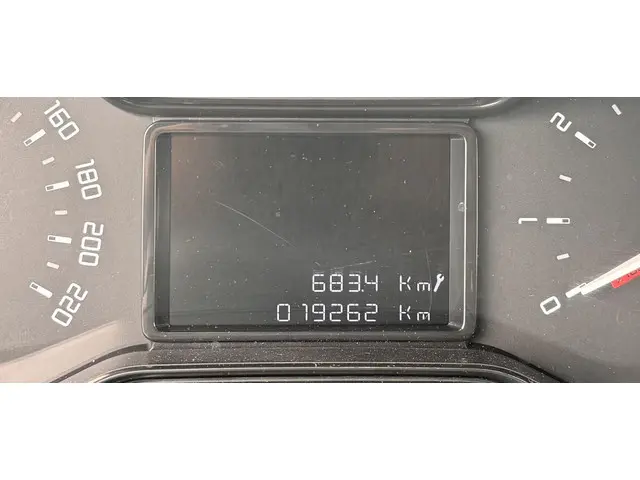 Citroën C3 1.2 PureTech C-Series 2023 Benzine 9