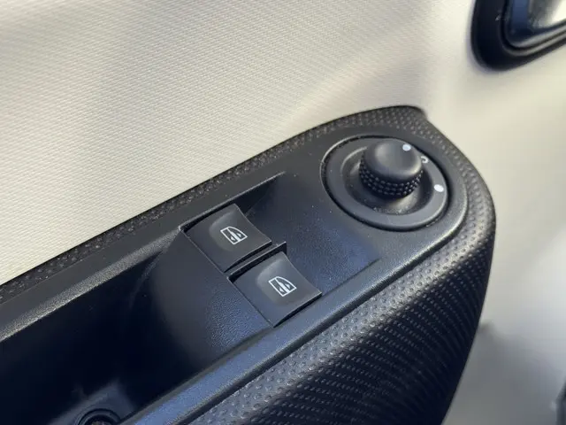 Renault Twingo 1.0 SCe Collection 2019 Benzine 34