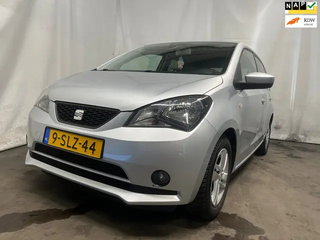 SEAT Mii 1.0 Chill Out - Airco - Navi - LM Velgen 2013 Benzine