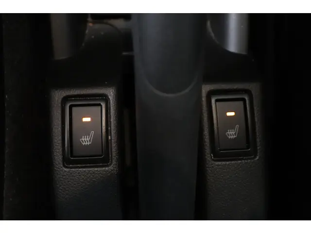 Suzuki Swift 1.4 Sport Smart Hybrid 2021 Benzine 32